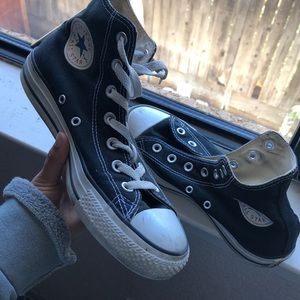High top Black and White Converse